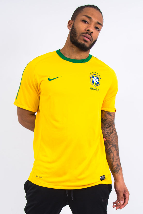 2010 - 2011 Nike Brazil Football Shirt