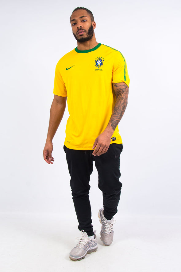 2010 - 2011 Nike Brazil Football Shirt