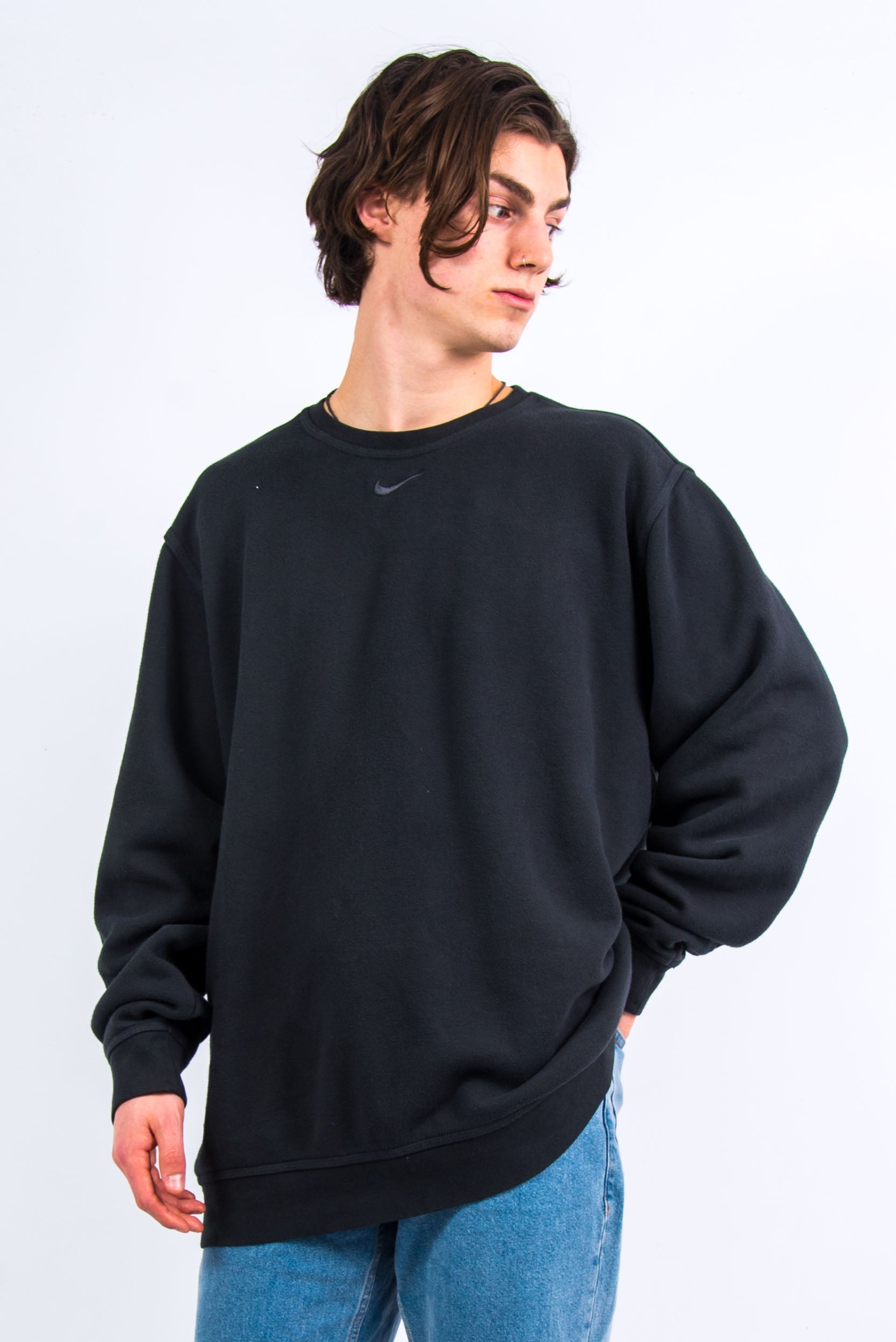 nike middle logo sweatshirt