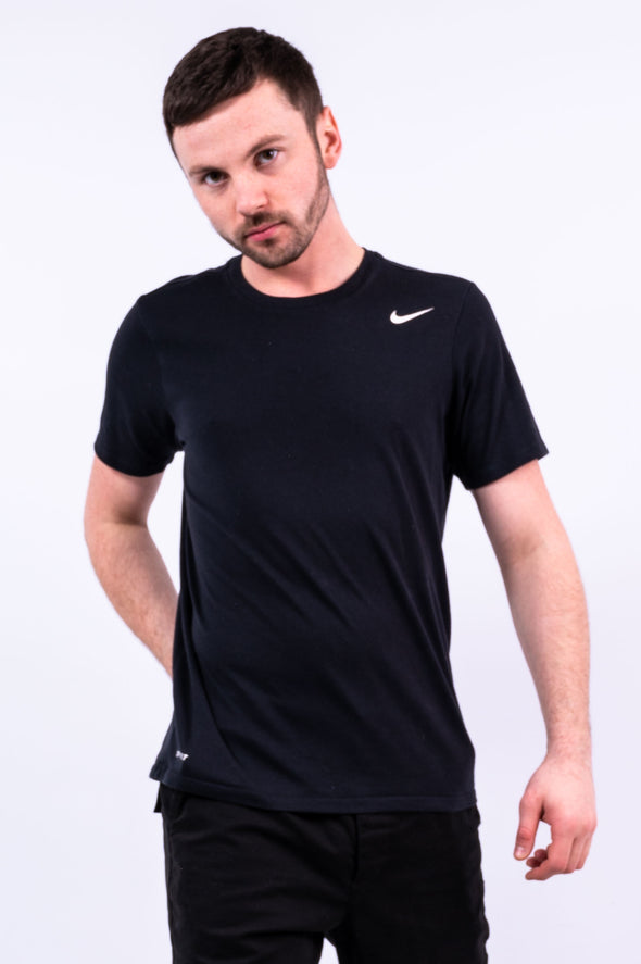 00's Nike Dri-Fit Swoosh T-Shirt