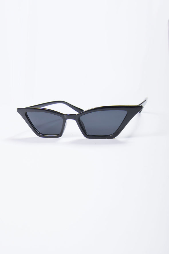 Y2K Olivia Black Sunglasses