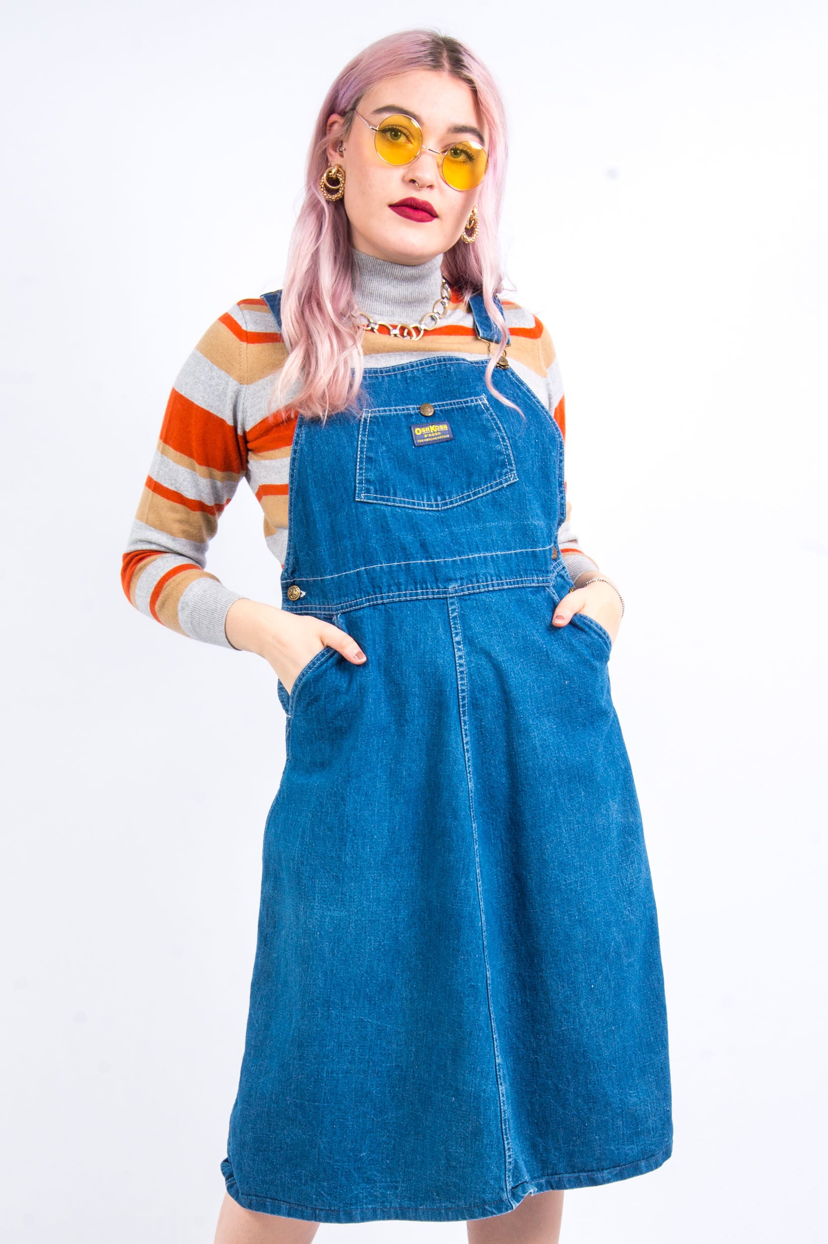 Vintage Osh Kosh Denim Dungaree Dress | THE VINTAGE SCENE The Vintage Scene Vintage Osh Kosh Denim Dungaree Dress | THE VINTAGE SCENE The Vintage Scene