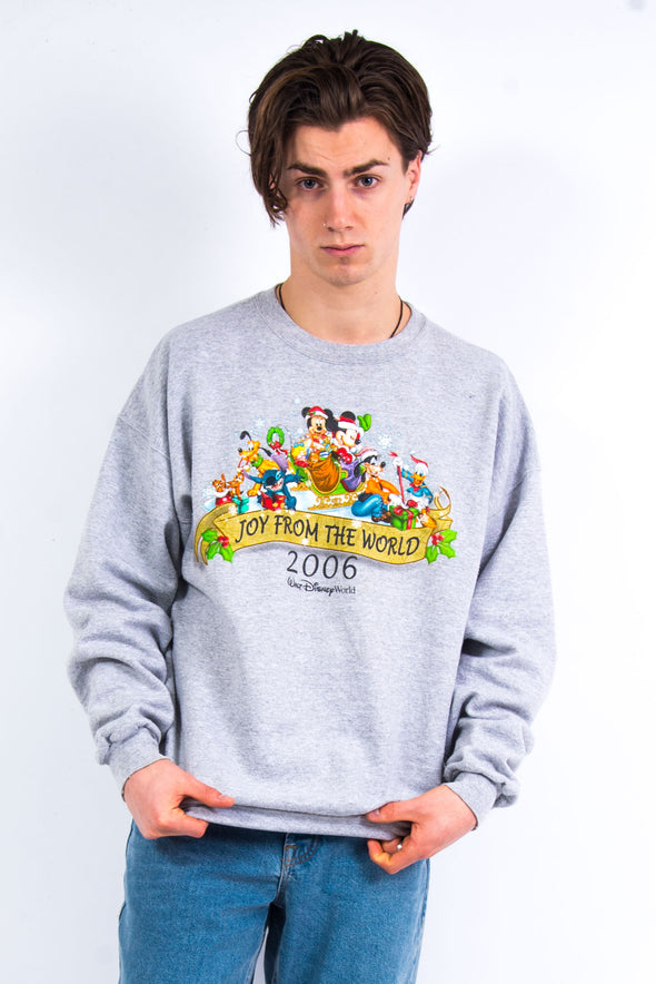 Y2K Disney 2006 Christmas Sweatshirt