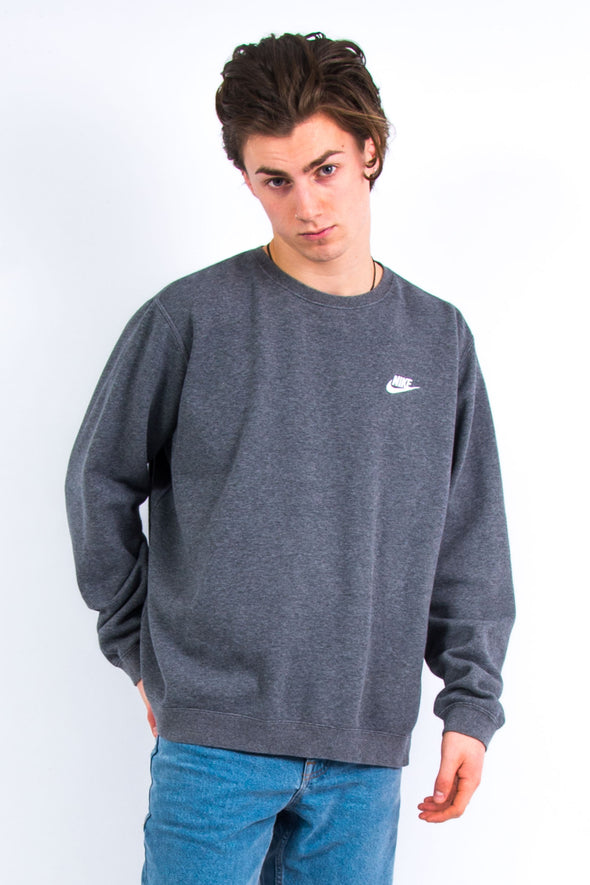 00's Grey Nike Sweatshirt