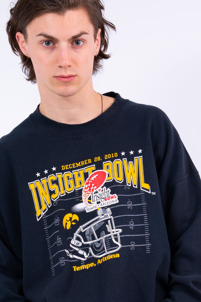 Vintage 00's Iowa Hawkeyes College Football Sweatshirt