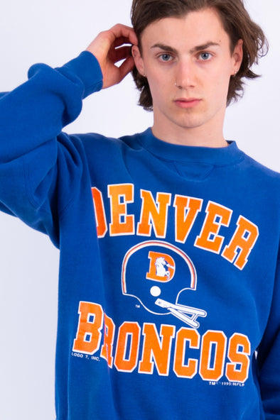90's Logo 7 Denver Broncos Sweatshirt