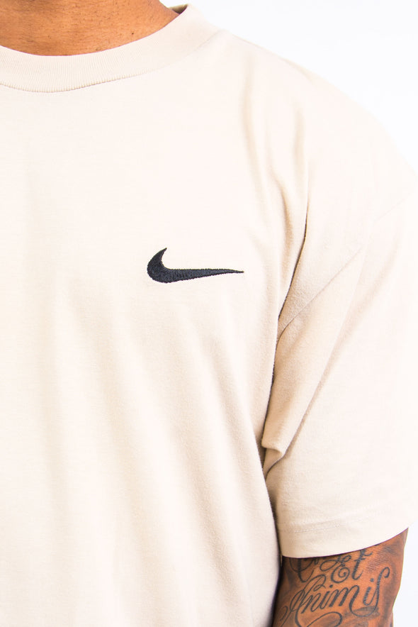 90's Beige Nike Swoosh T-Shirt