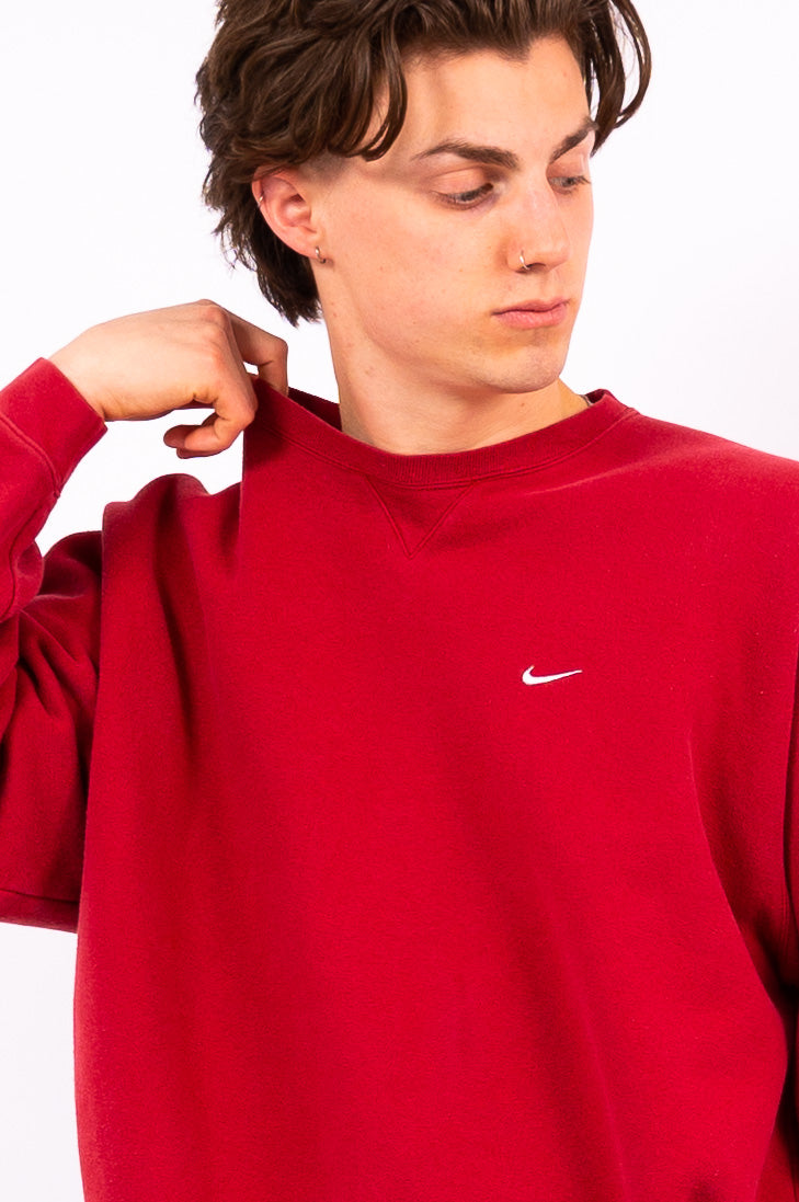 90's Red Nike Crew Neck Sweatshirt – The Vintage Scene