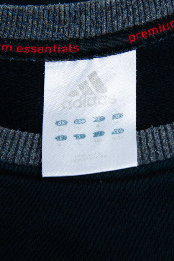 00's Vintage Adidas Sweatshirt