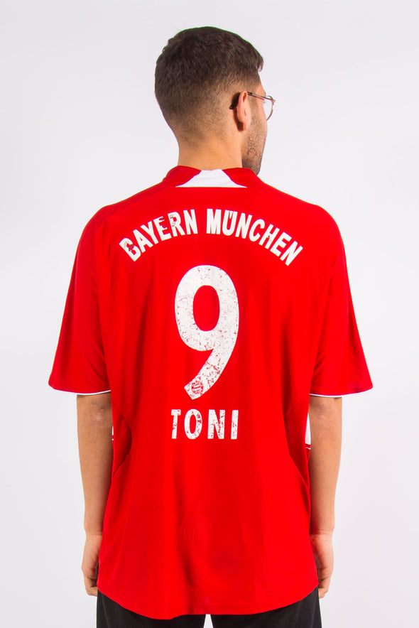 2007 - 2009  Bayern Munich Football Shirt #9 Luca Toni
